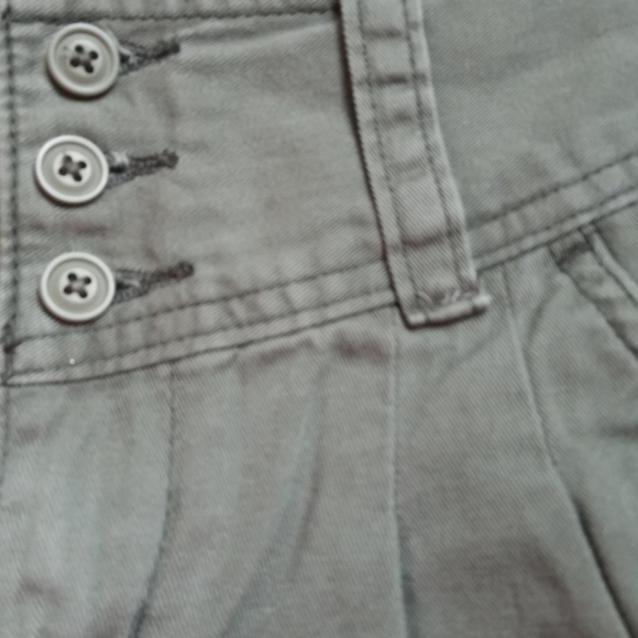 Perfect Summer Shorts - Picture 3 of 3